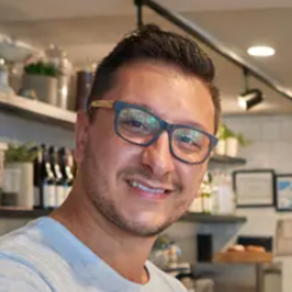 Breno Donatti <br> (Winfield Coffee)